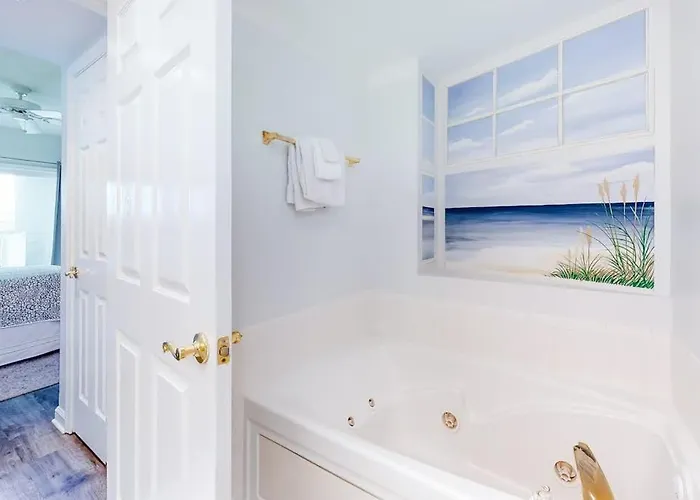 Renovated Corner With Ocean View Balcony Fireplace & Shared Pool *