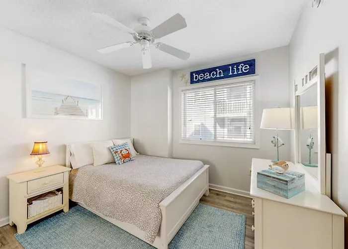 Renovated Corner With Ocean View Balcony Fireplace & Shared Pool *